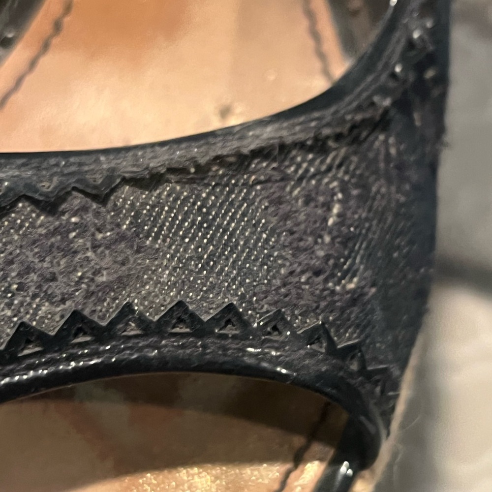 Louis Vuitton espadrille.. black gently worn - Picture 2 of 8